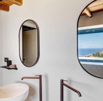 Ano Siros House | Totem