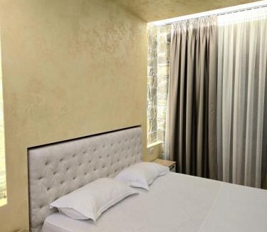 Otllak Apartment | Berat Stone house