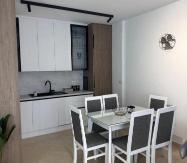 Lezhe Apartment | Cloud 4 Apartment