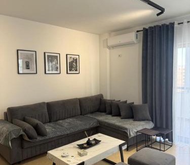 Lezhe Apartment | Cloud 4 Apartment