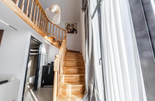 Dajt Villa | Muraga Villas by PikHost