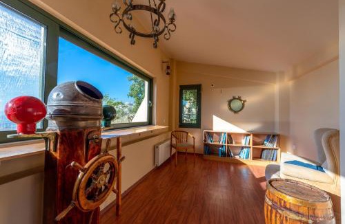 Kontos Villa | The Captain's View