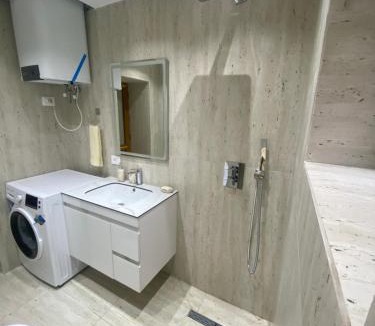 Fushebardhe House | Vila Përmbi Tepelenë