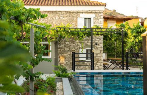 Albanian Riviera Apartment | Filippos Traditional Villa - Pool & Garden Retreat