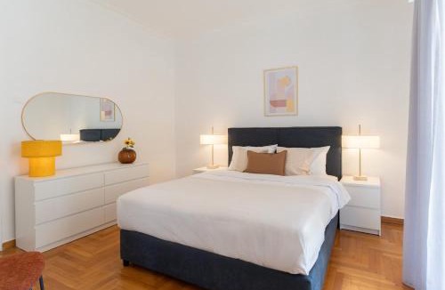 Ilisia Apartment | The City Light Escape - 3bd Apt close to metro