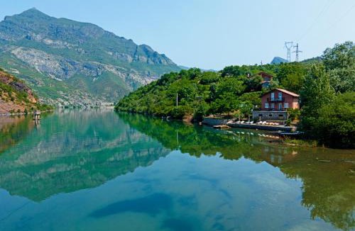 Koman House | Borealis Guest House