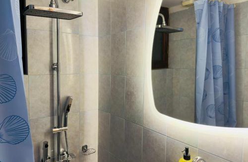 Zavlani Apartment | Arpa Studio Άνω Πόλη Πάτρας