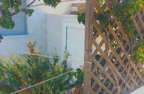 Vari House | Endless Blue from Syros - Fabrika House 1 & 2