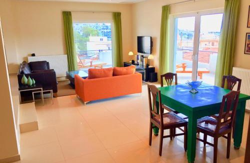 Keratea Apartment | Modern apartment near Athens&Coast