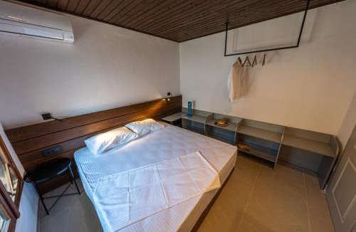 Megalos Prinos Villa | Thalori Villa