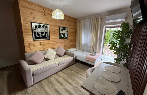 Vlore House | villa Heljos apartaments