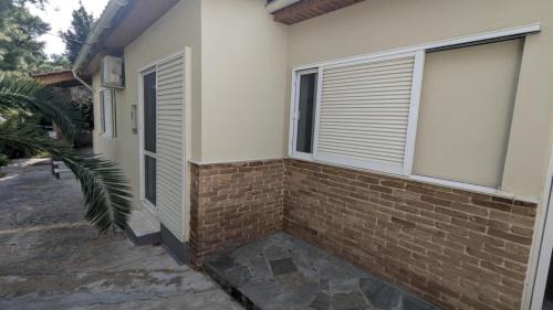 Nea Peramos Apartment | Secret Garden