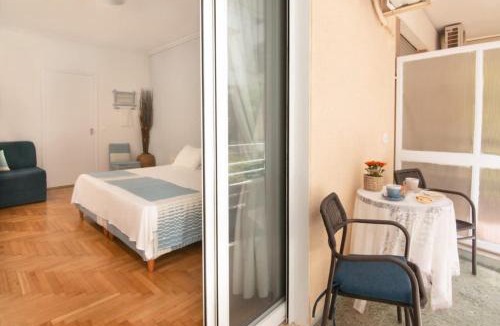 Palaio Faliro Apartment | Seaside Escape with Balcony in Paleo Faliro