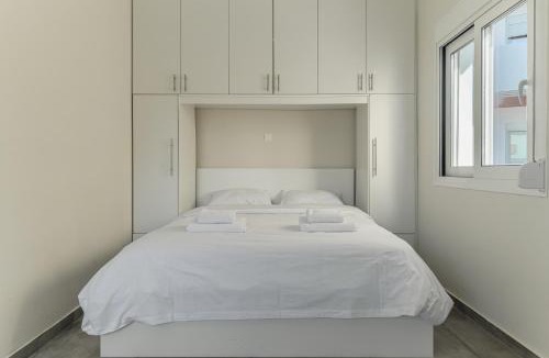Ano Kipseli Apartment | Athenian Sky Retreat