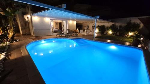 Palaia Fokaia Villa | Holiday villa SUNJOY close to the beach