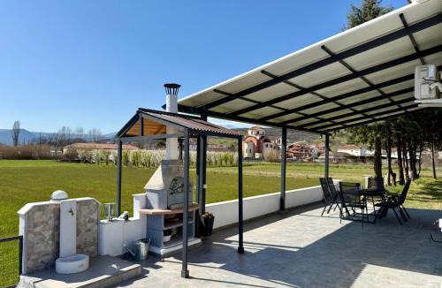 Xifiani House | Eunoia Homestay & BnB - Loutra Pozar, Aridaia