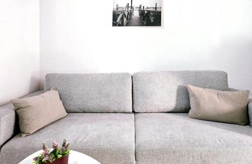 Himare Apartment | Eric Room