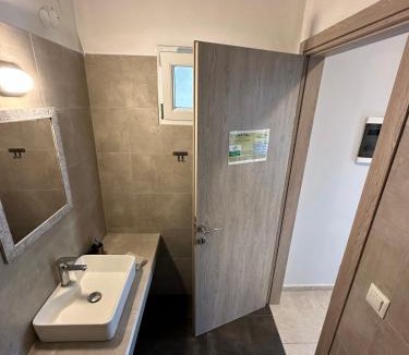 Neoi Epivates Apartment | F & R Villa