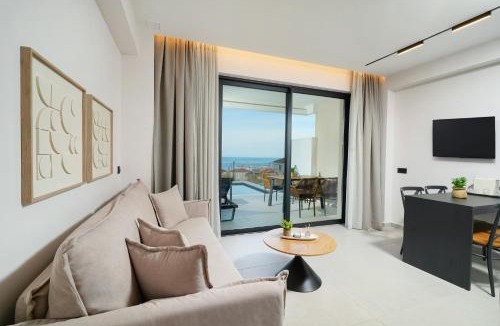Chrisi Akti Apartment | Videre Golden Private Pool Suites