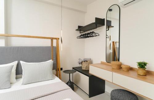 Chrisi Akti Apartment | Videre Golden Private Pool Suites