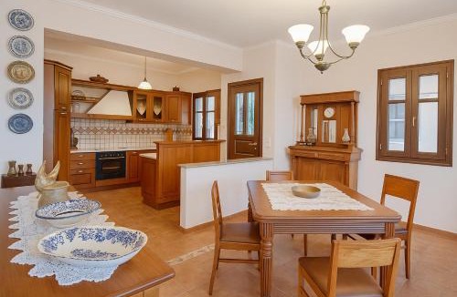 Mouresi Villa | Mila House
