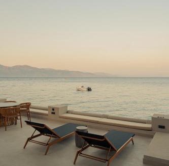 Longos Apartment | Beau Rivage Suites