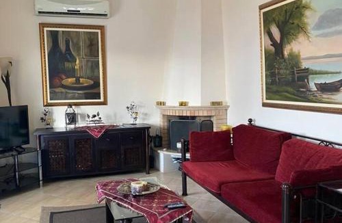 Massouri House | 3 Bed Villa - Sleeps 6 - Terrace - Sea View