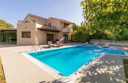 Faliraki Villa | Villa Leyland
