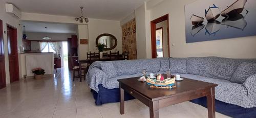 Egira Apartment | Blue Ark Aigeira Flat & Studio