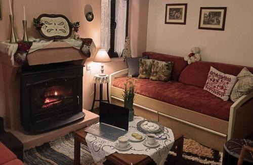 Kalavrita Ski Chalet | Vrachni Stone House