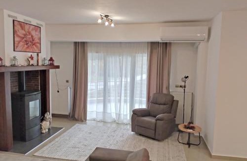 Kastoria Apartment | Chloe Maxi Apt 108 sqm