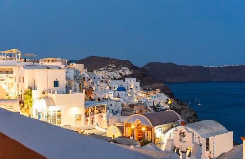 Oia House | Villa Oasis Oia with Caldera View