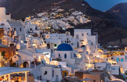 Oia House | Villa Oasis Oia with Caldera View