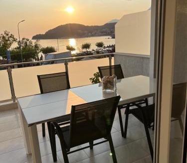 Himare Apartment | Anemos apartments