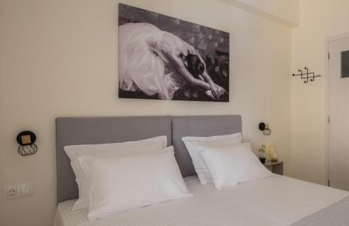 Mousio Apartment | ANDIE Athens Central 1BR with 2 Baths