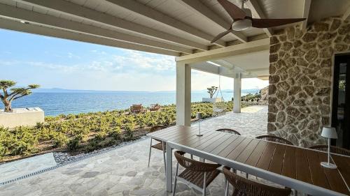 Aristotelis Apartment | Eosea Helios