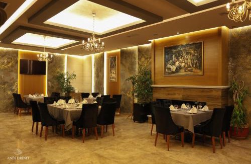 Vitomiricë Hotel | Resort Anes Drinit