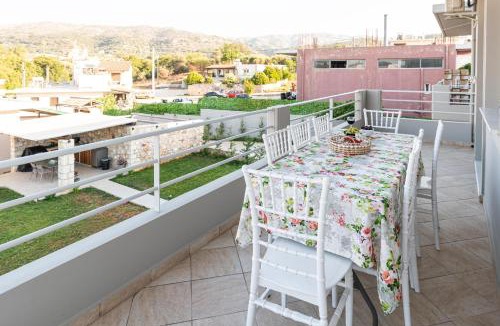 Perivolia Apartment | Lumina Apartment with Shared Pool