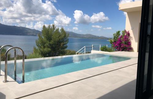 Aktio-Vonitsa Villa | Villa Mare Stylish 3 Bedroom Central Villa With Private Pool