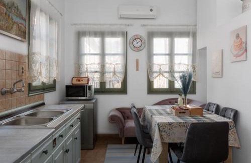 Ioannina Town Centre House | Εν Καρδιά