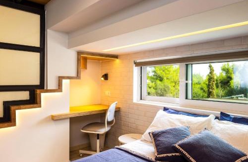 Violi Charaki Apartment | Modern House close to Rethymno, By Hellocrete