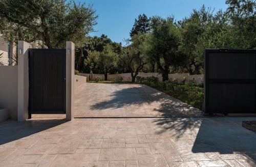 Neromilos Villa | Floralba Luxury Villa, Essence of Sea View Living by MindYourVilla