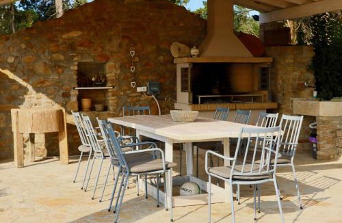 Corfu Town Villa | Private Villa Maothis
