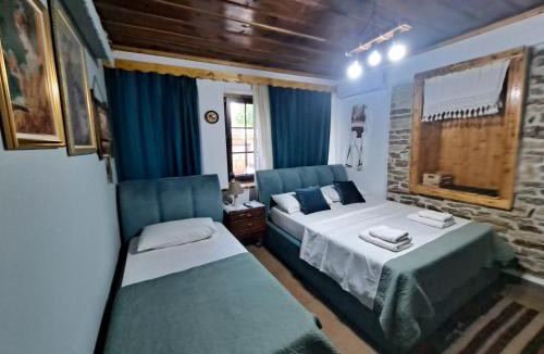 Gjirokaster House | "Villa 70" Guesthouse