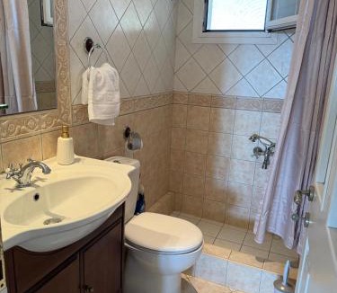 Vatos House | iLIONI-Corfu Luxe Living-Modern 2BR,2BA,Close to the sea