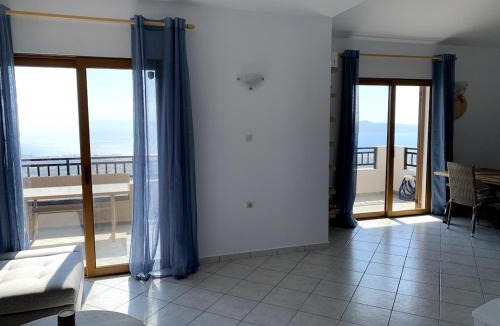 Voia House | Sea-view hilltop home over Neapoli, Elafonisos & Kythira