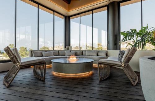 Karteros Hotel | Pnoe Breathing Life - Adults Only