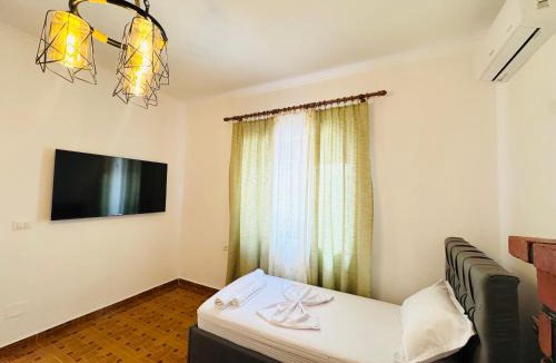 Lazarat House | Meadow Of Stars house