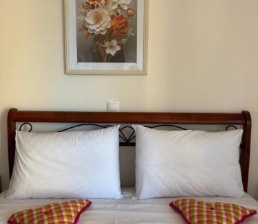Troizinia House | The Twin Houses