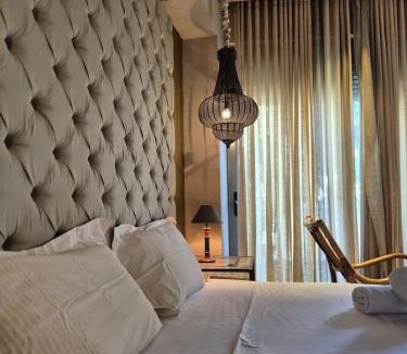 Glyfada Apartment | Modern Villa in the heart of Athens Riviera with garden